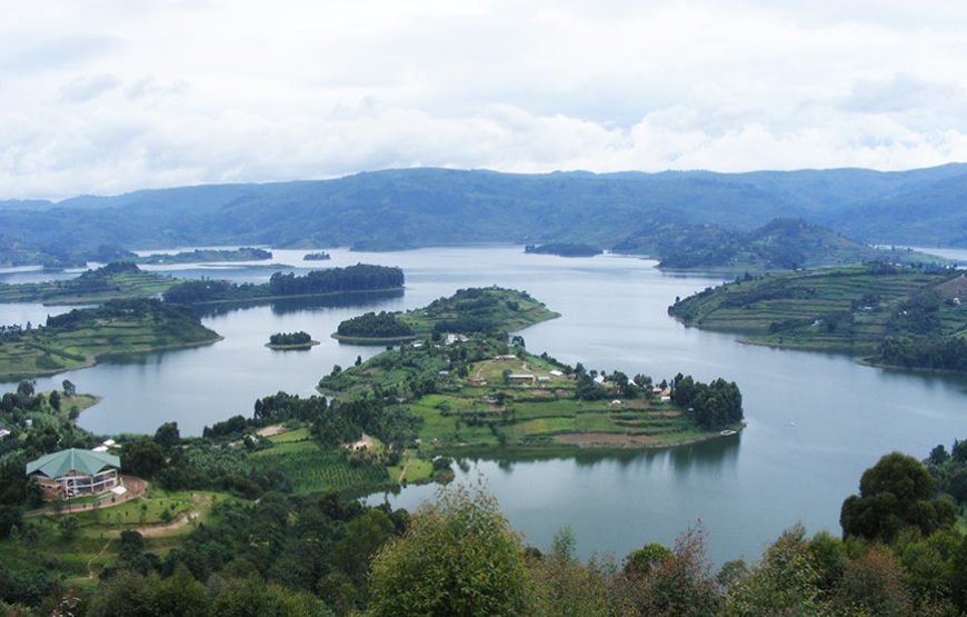 2 Days Lake Bunyonyi